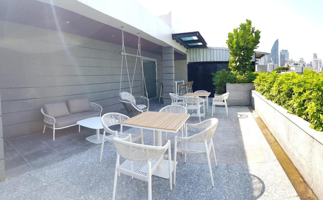 Vivi Avenue Thonglor Apartment Bangkok Exterior foto