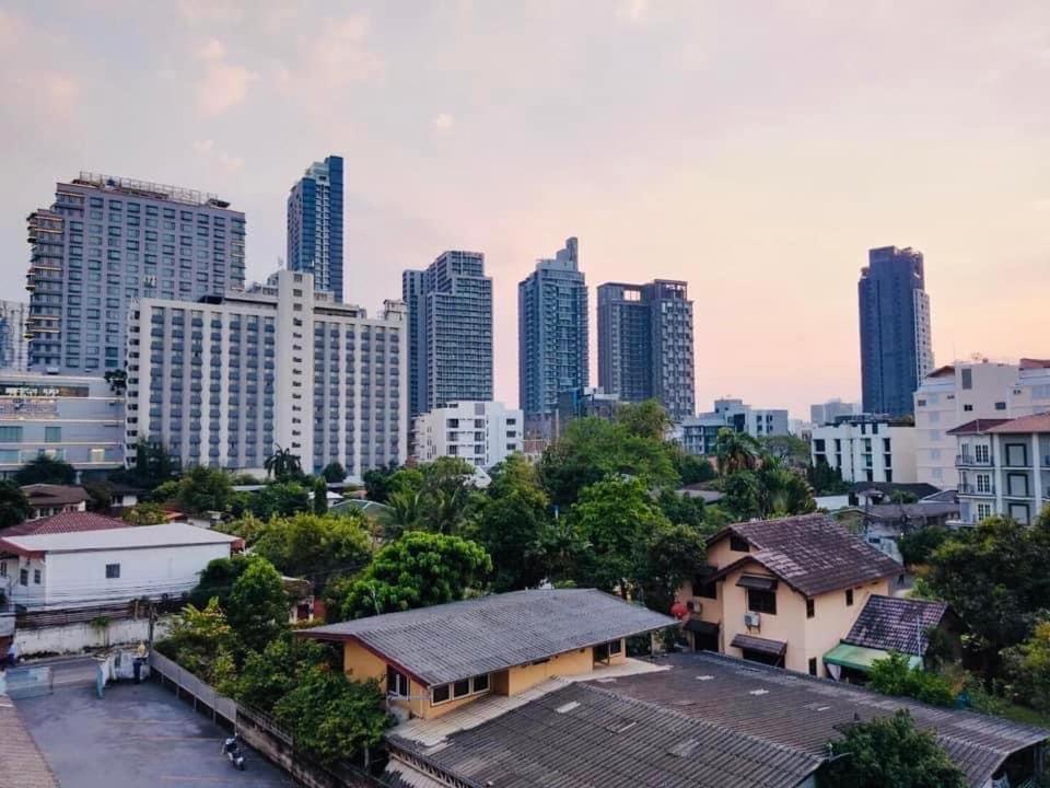 Vivi Avenue Thonglor Apartment Bangkok Exterior foto